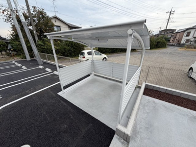 【駐車場】 | ブルークラウドＡ