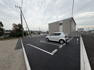 【駐車場】 | ブルークラウドＡ