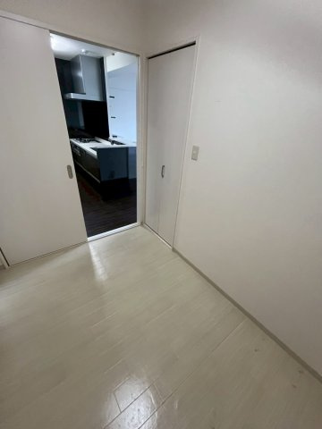 レック北梅田の居間・リビング