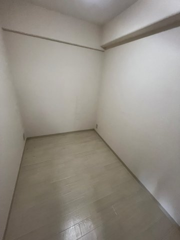 レック北梅田の居間・リビング