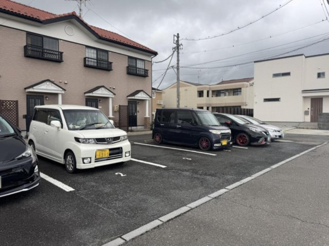 RURALの駐車場