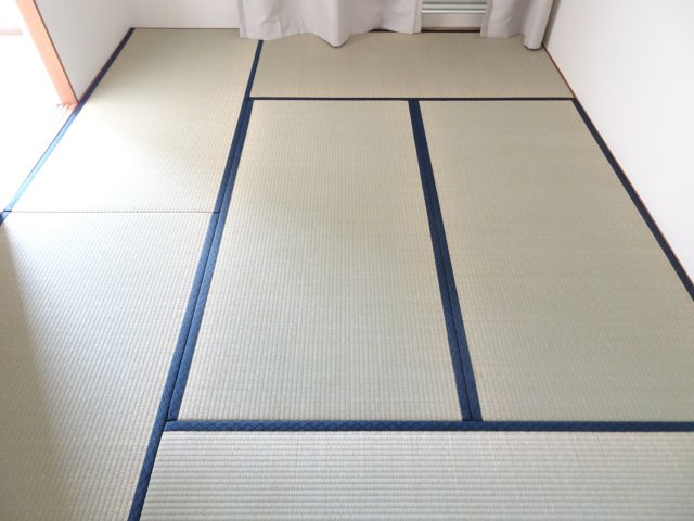 ヴィラマルヨシの和室