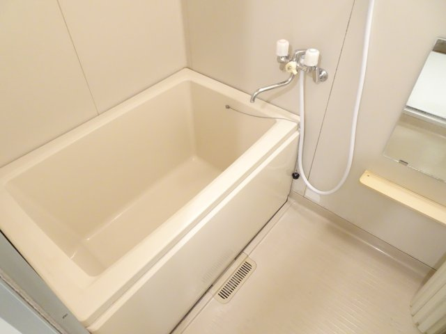 ヴィラマルヨシの浴室