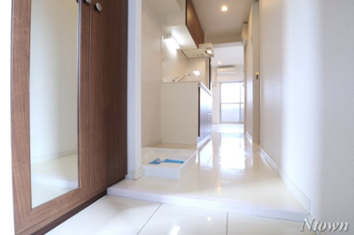 【玄関】 | チェルトヴィータ  | 落ち着いた玄関です