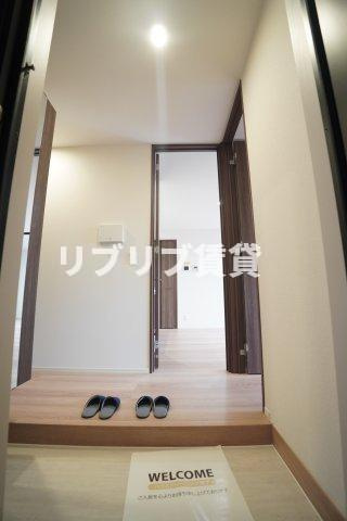 D-ROOM若草の玄関