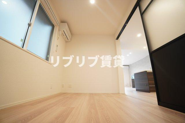 D-ROOM若草の洋室