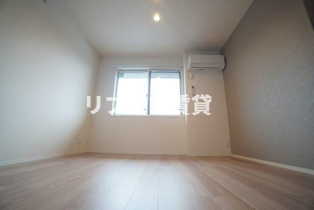 D-ROOM若草の洋室