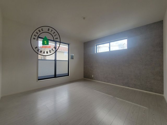 熊本市西区高橋町1丁目第1-2棟（2号棟）　の寝室|主寝室には収納力に優れたクローゼットがありますので、お部屋もすっきり片付きます。