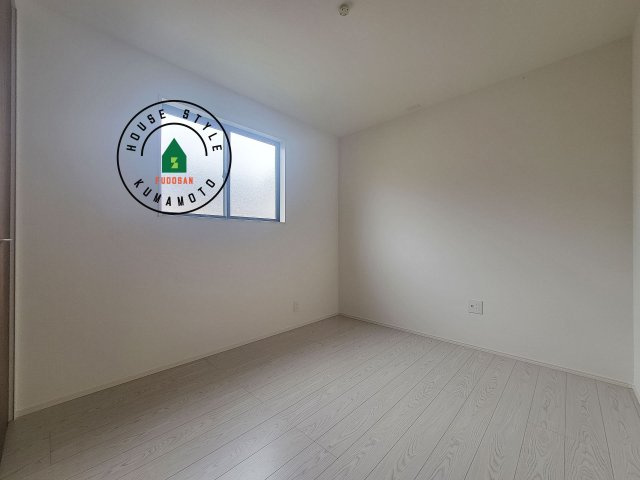 熊本市西区高橋町1丁目第1-2棟（2号棟）　の子供部屋|穏やかな光が差し込む室内には、穏やかな時間が流れます。