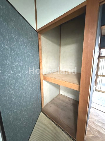 塩屋5丁目長屋(東側)の収納|同タイプ参考写真