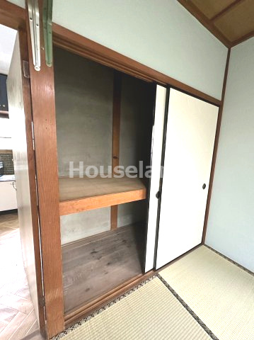 塩屋5丁目長屋(東側)の収納|同タイプ参考写真