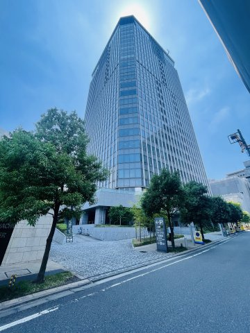 平河町森タワーレジデンスの外観
