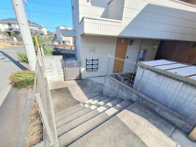 ｌｅｆｕａ　ｓｈｏｎａｎのロビー