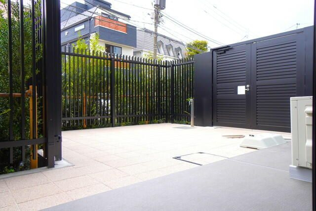 Ｊ．ＧＲＡＮ　Ｃｏｕｒｔ　品川西大井ＥＡＳＴのバルコニー|※写真は同タイプ住戸です。