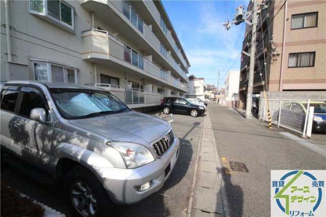 西明石グランドハイツの駐車場