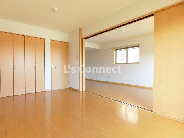 【その他】 | パームクレスト高森 | ７．８帖の洋室は寝室として使えます。