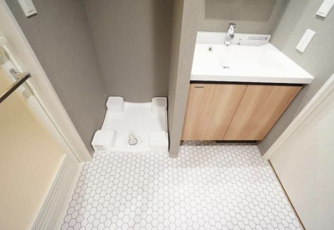 ｎｉｄｏ　ＳＵＧＡＭＯの玄関