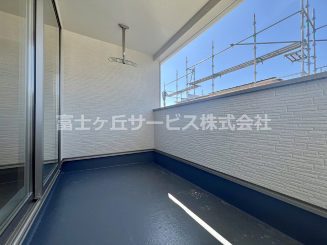 【バルコニー】 | 富士市岩本 15期 新築一戸建て | バルコニー付きです