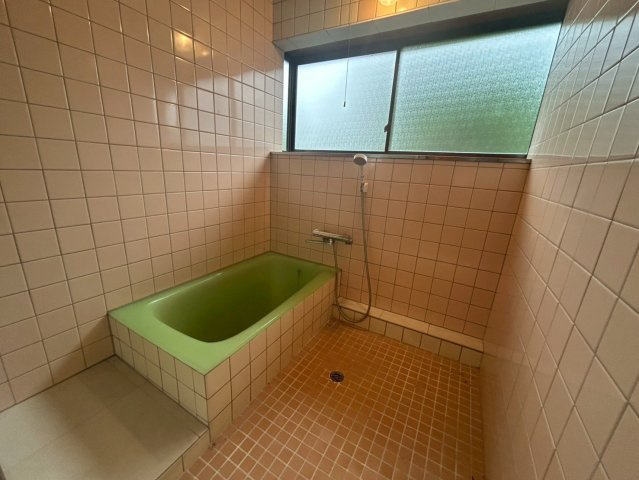 潮来市辻　中古戸建の浴室