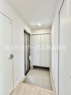 【玄関】 | 富士市天間 16期 新築一戸建て 2号棟 | 玄関です