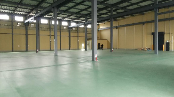 邑楽郡大泉町大字吉田の倉庫の内装