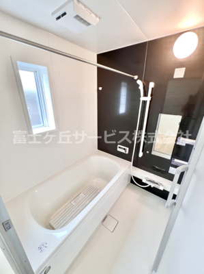 【浴室】 | 富士宮市万野原新田 29期 新築一戸建て 3号棟 | きれいなお風呂です