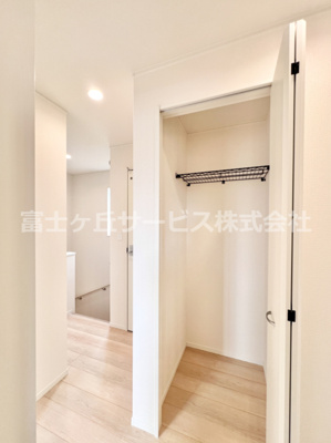 【収納】 | 富士宮市万野原新田 29期 新築一戸建て 3号棟 | 2Fフロアにも収納があります