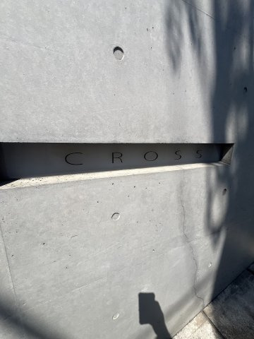 CROSSの外観