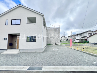 【駐車場】 | 富士宮市万野原新田 29期 新築一戸建て 7号棟 | 駐車場があるので、車を買う予定の方も安心です