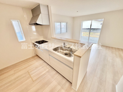 【キッチン】 | 富士宮市万野原新田 29期 新築一戸建て 7号棟 | お料理しやすいキッチンです