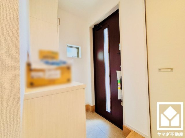 大津市桜野町１丁目　1期　3号地の玄関
