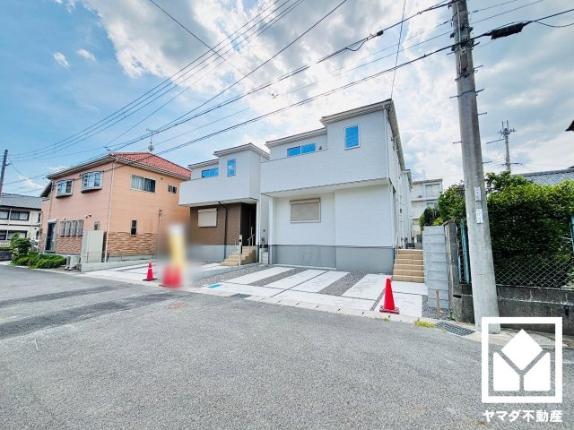 大津市桜野町１丁目　1期　3号地の前面道路含む現地写真