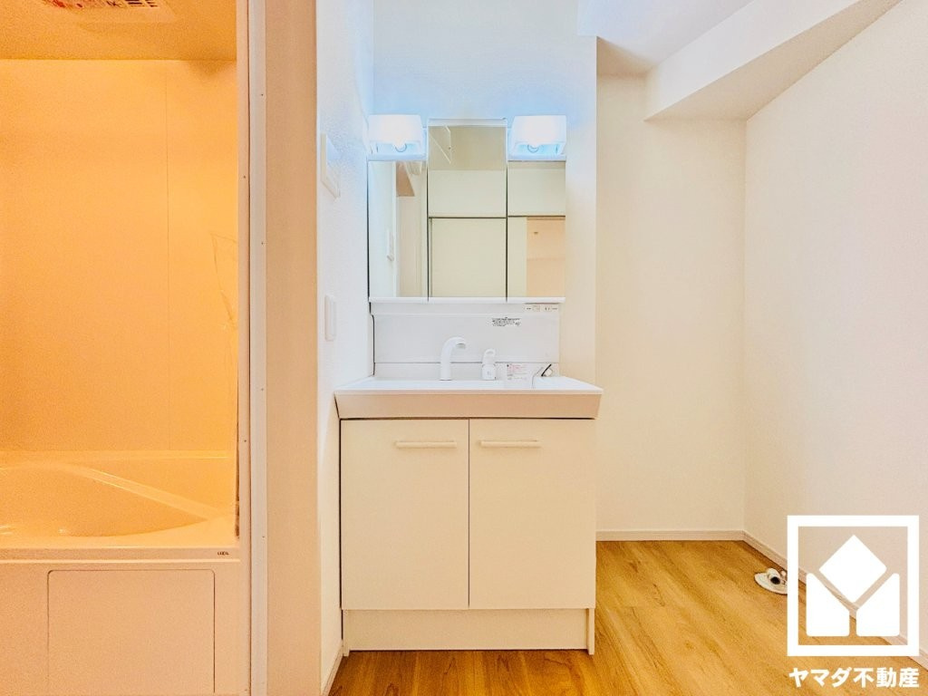 大津市桜野町１丁目　1期　3号地の独立洗面台