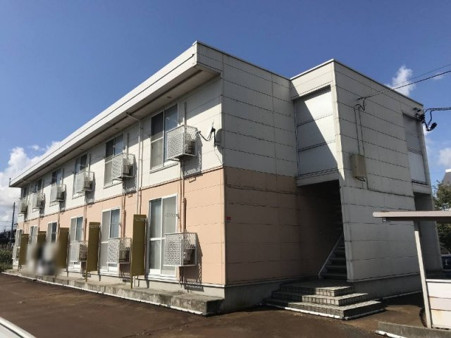 レオパレスルシファーの外観