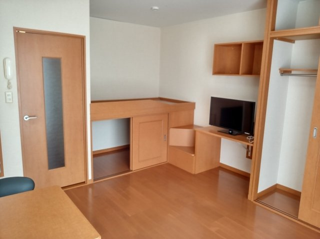 レオパレスルシファーの居間・リビング