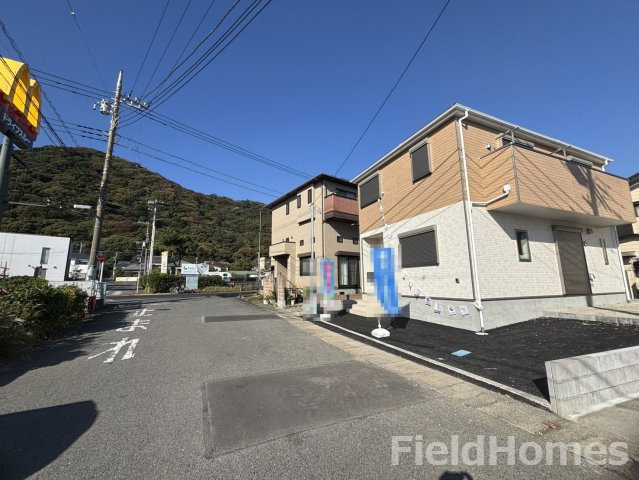 大磯町高麗1丁目新築戸建て　第6-1号棟の前面道路含む現地写真|前面道路含む現地写真です。
