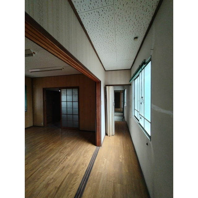元町４丁目林店舗Ⅱの内装