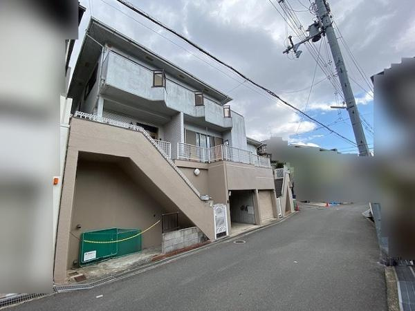 【前面道路含む現地写真】