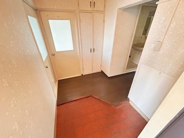 【玄関】 | オリーブハイツ枚方長尾1号棟 | 玄関