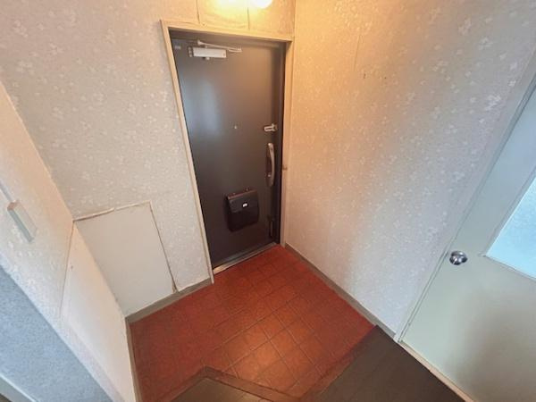 【玄関】 | オリーブハイツ枚方長尾1号棟 | 玄関