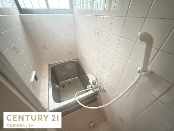 【浴室】 | 西九条一丁目　中古テラス | 空家の為、即日内覧可能です！