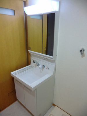 【洗面所】 | ベルメゾンⅢ | スペースが確保できる洗面所です