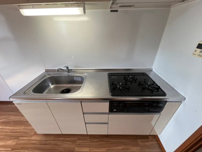 【キッチン】 | ベルメゾンⅢ | きれいなキッチンです