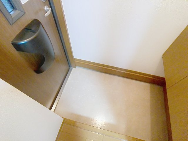 ウィルモア・Nの玄関