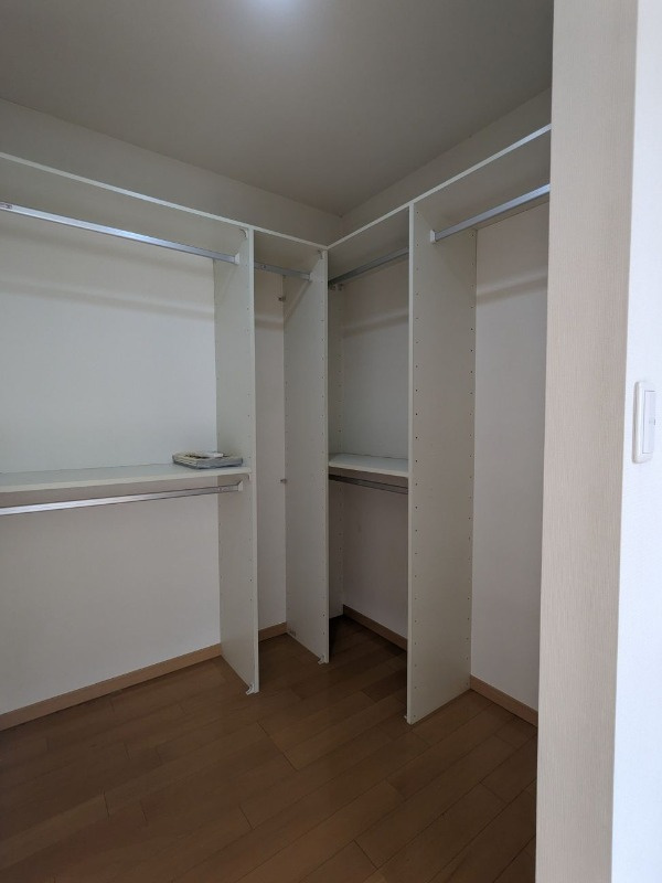 磯辺三丁目戸建の収納|大きなスペースがあり、収納には困りません