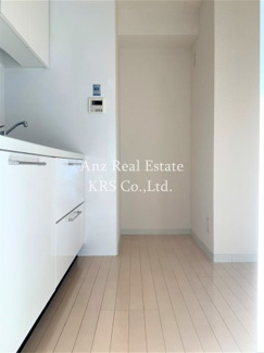 【キッチン】 | クレオキタホリエ | キッチンを壁面に設置することで、使用可能スペースを広く！