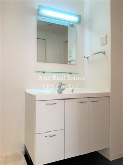 【洗面所】 | クレオキタホリエ | 嬉しいシャンプードレッサー！スペースも広く収納たっぷり！