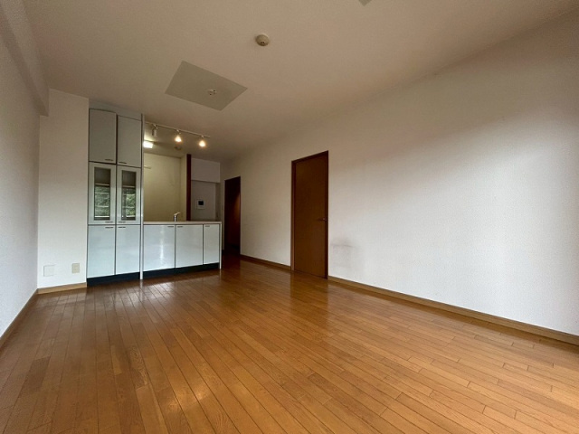 モントーレ久留米セントラルパーク【キャッシュバック対象】の居間・リビング|こちらのリビングで趣味の時間をお楽しみください