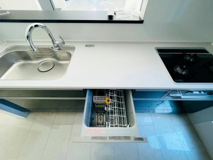 『八王子市新築戸建て』八王子市絹ケ丘1-15-3【仲介手数料無料】のキッチン|～仲介手数料無料☆八王子ひなた不動産～八王子市絹ケ丘　新築戸建て