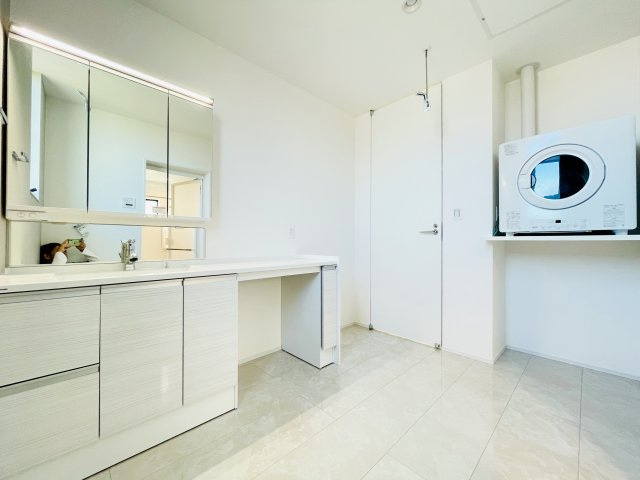 『八王子市新築戸建て』八王子市絹ケ丘1-15-3【仲介手数料無料】の洗面所|～仲介手数料無料☆八王子ひなた不動産～八王子市絹ケ丘　新築戸建て